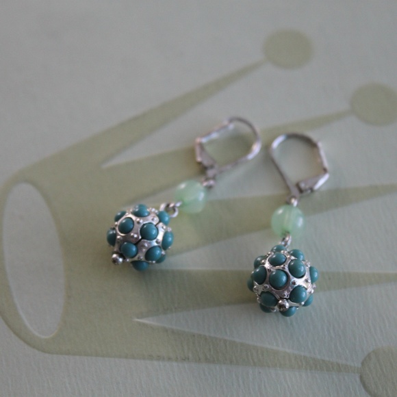 VTG Turquoise and Silver Tone Lever Back Earrings - Picture 1 of 2
